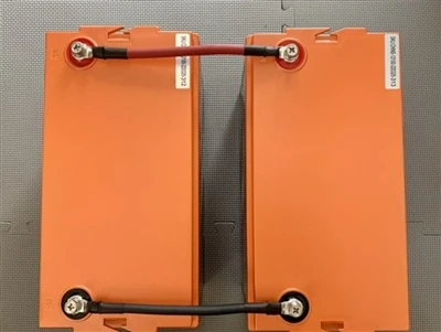 ¿Cómo cablear 2 12 baterías de voltios en un sistema de 24 voltios?